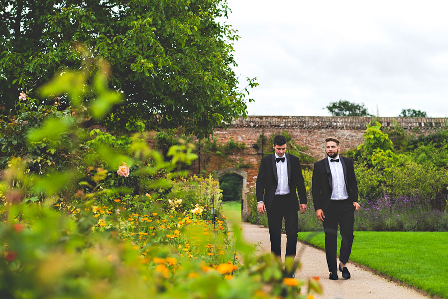 wedding at cowdray-walled-gardens-18