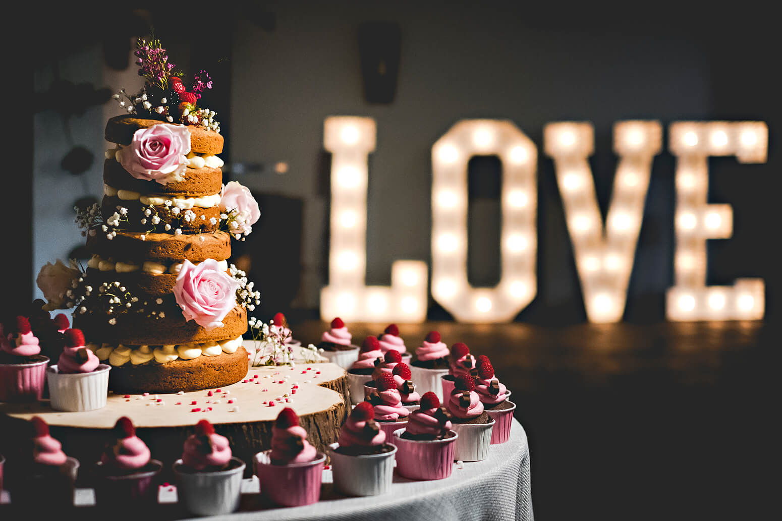 LOVE sign and wedding cake