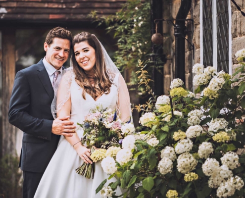 Wedding couple in a garden